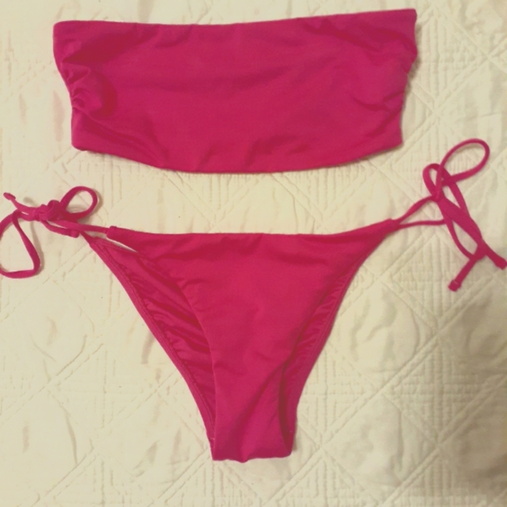 Bikini set - Picture 2 of 3
